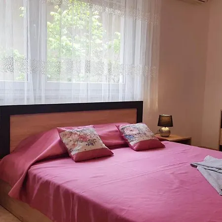 далия - 招待所