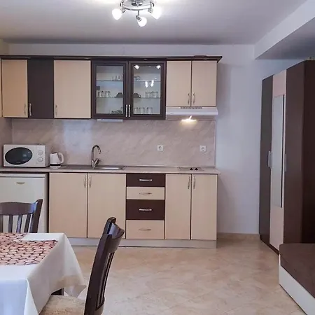 далия - ネセバル